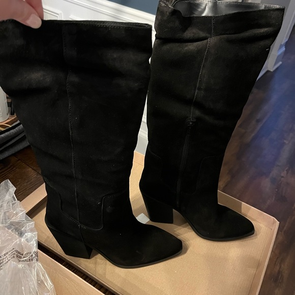 Steve Madden Seven Suede Knee high boots- Brand New - Picture 1 of 5